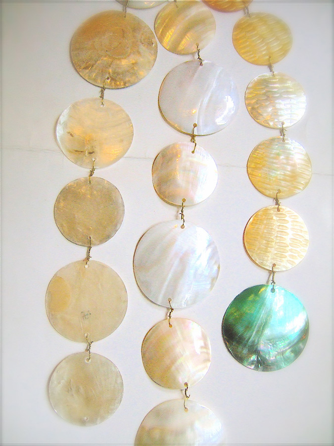 Round Flat Shell Types 1 Shell Bead Curtain