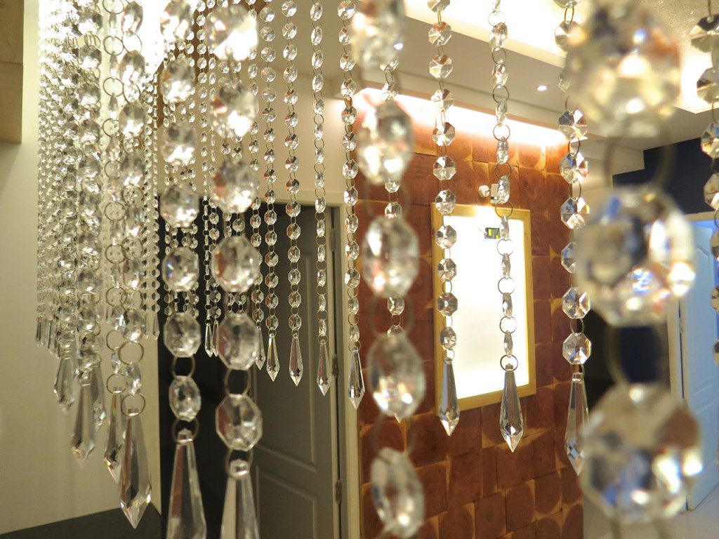 Crystal Beads Curtain Hexagonal Acrylic Crystal Chandelier